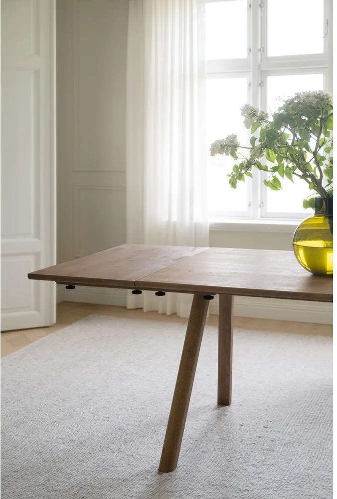 Сгъваема трапезна маса от масивен дъб 95x220 cm Clapperton – Rowico