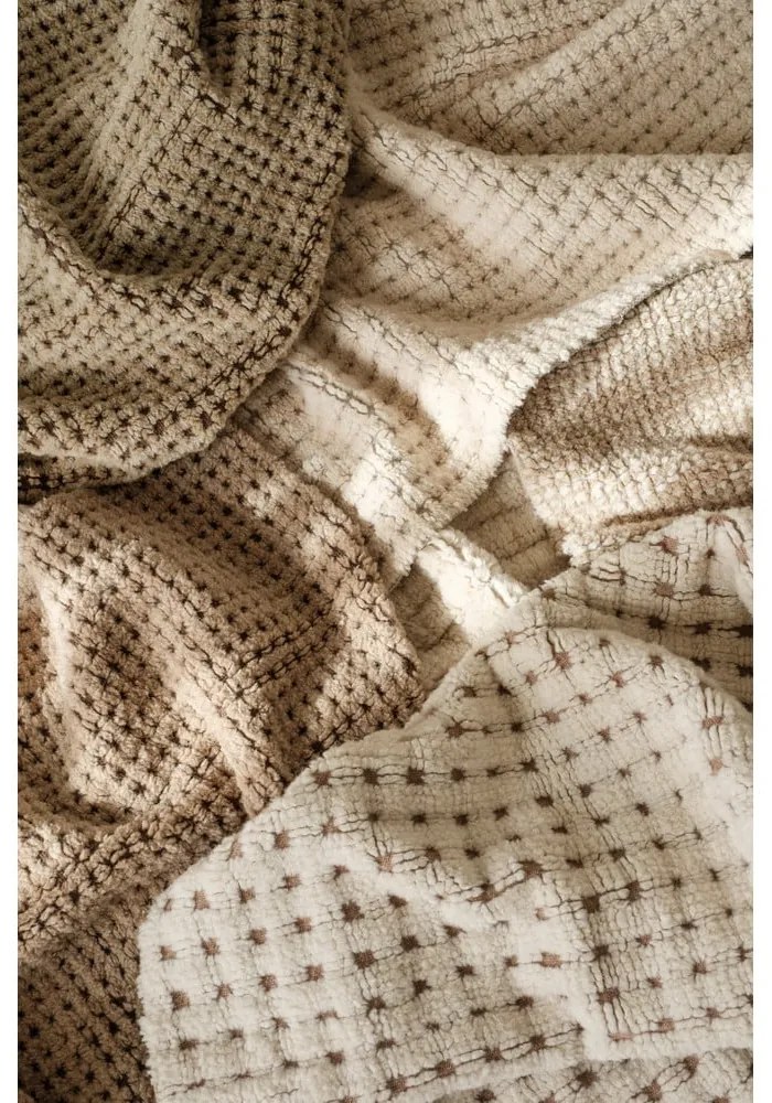 Ръчно изработен вълнен килим подходящ за пране в цвят слонова кост 80x140 cm Unexpected Wool – Lorena Canals