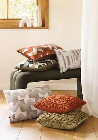 Декоративна възглавница atmosphera Jacquard Chenille, 38x58 cm - Бежов