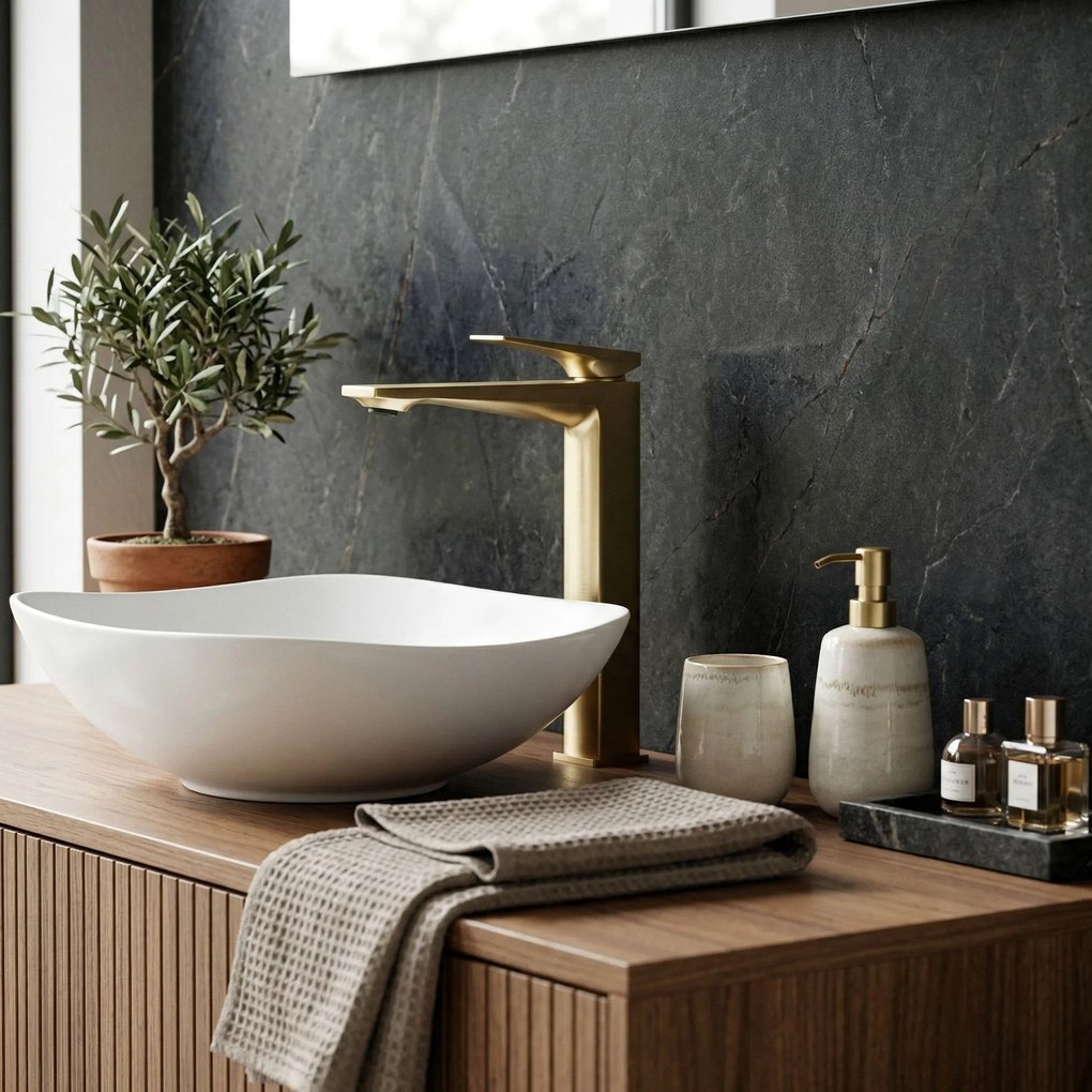 Смесител за мивка Rea Prime Brush Gold High