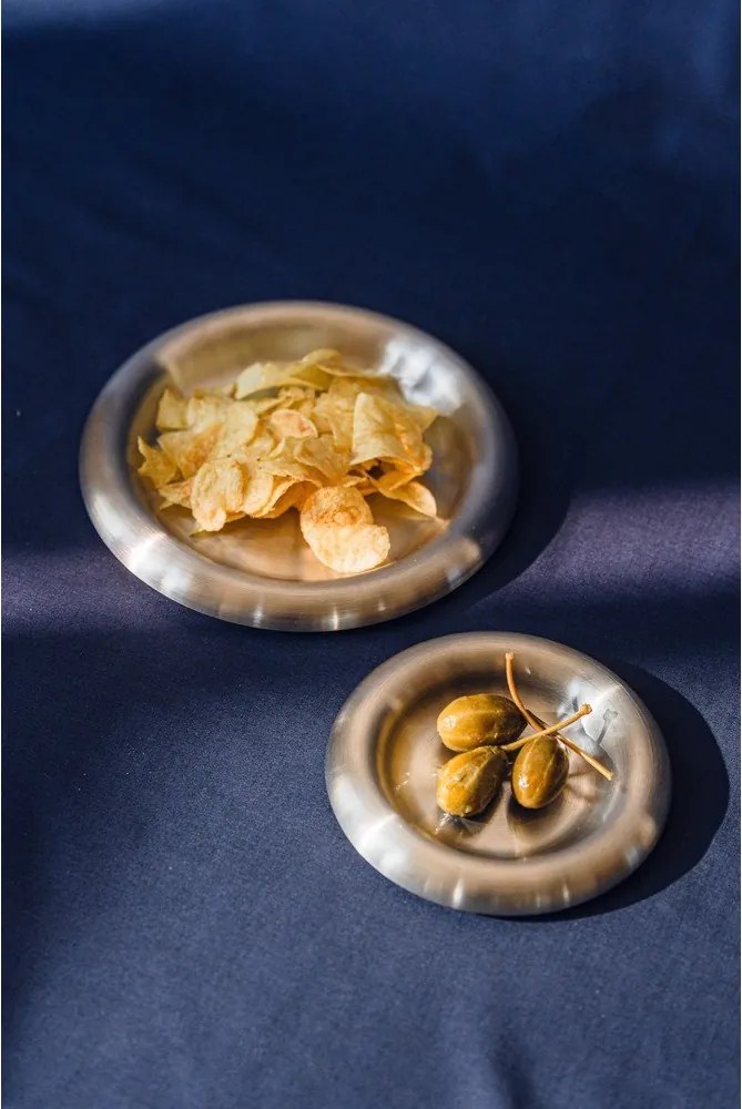 Чинии в комплект 2 бр. от неръждаема стомана в сребрист цвят ø 28 cm Roto – noo.ma