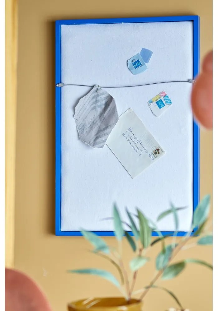 Стенно огледало от масивно дърво 40x60 cm Atle – Bloomingville