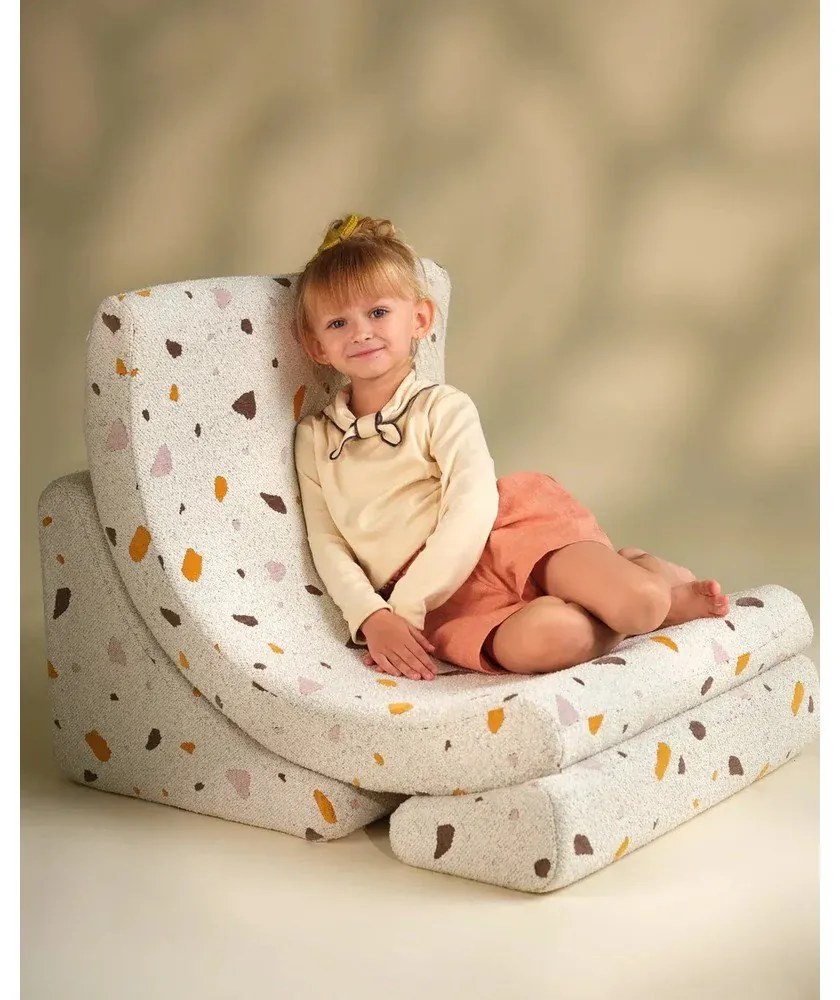 Бял детски стол от букле и шенил Terrazzo Moon – Wigiwama