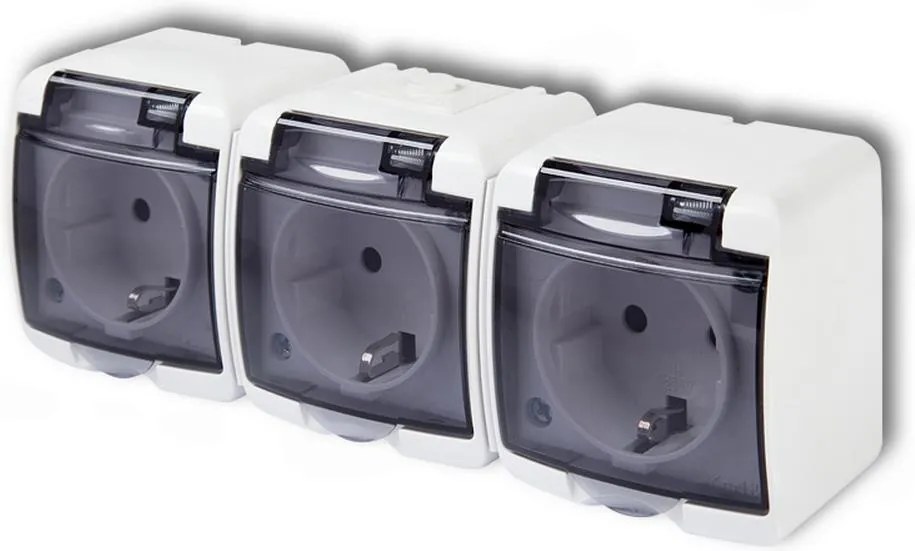 GAO Контакт шуко троен открит монтаж IP44 с ПРОЗРАЧЕН капак серия Karlik  - 22131H