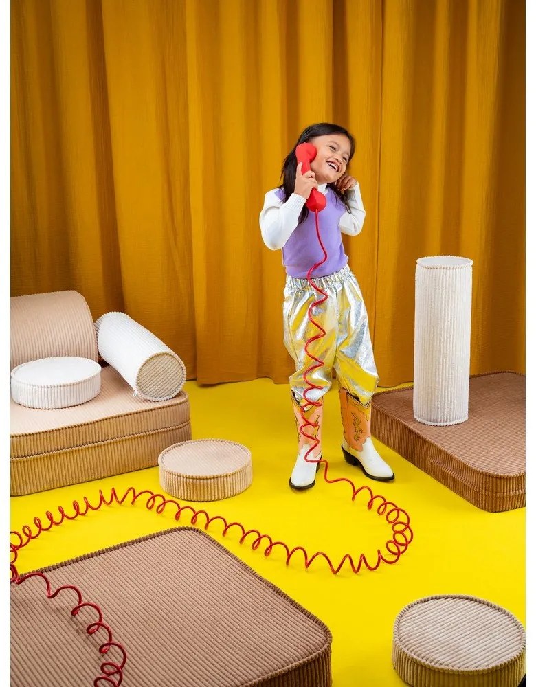 Кафяв детски диван от рипсено кадифе 132 cm Settee – Wigiwama