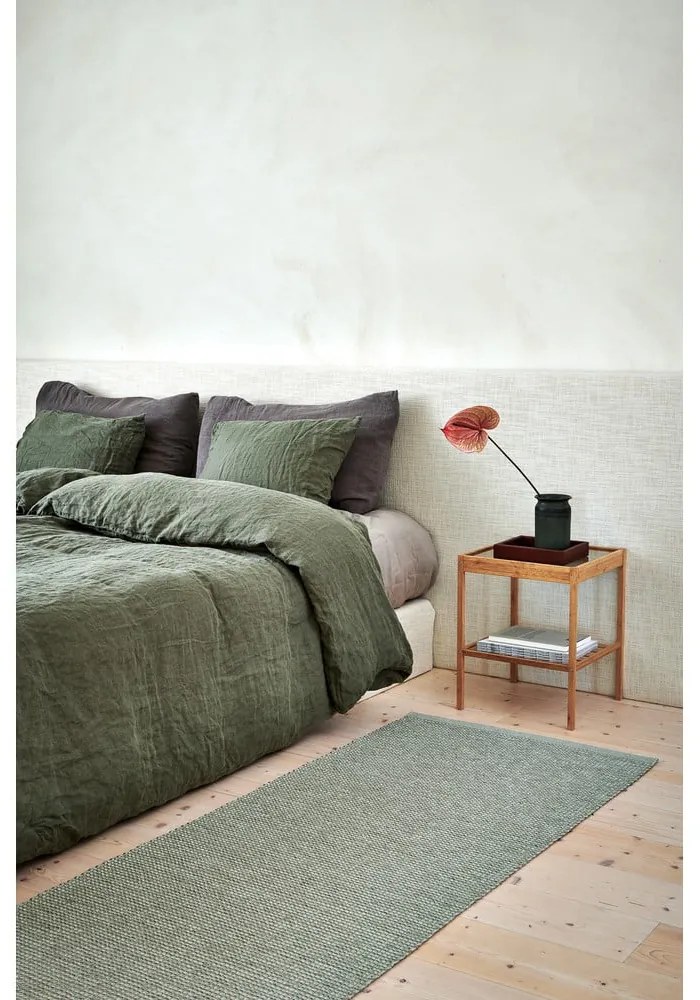 Светлозелена пътека за открито и закрито 70x300 cm Emm Sage – Pappelina