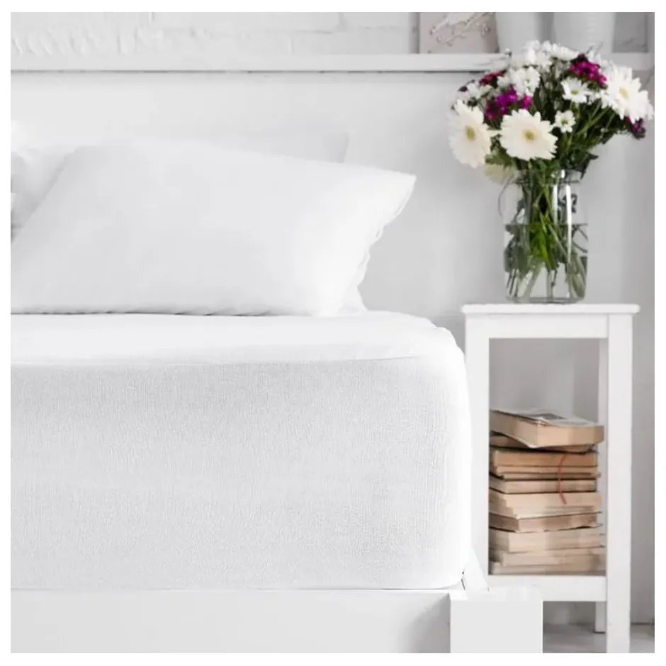 Водоустойчив протектор за матрак 150x200 cm Micro Classic – Mila Home