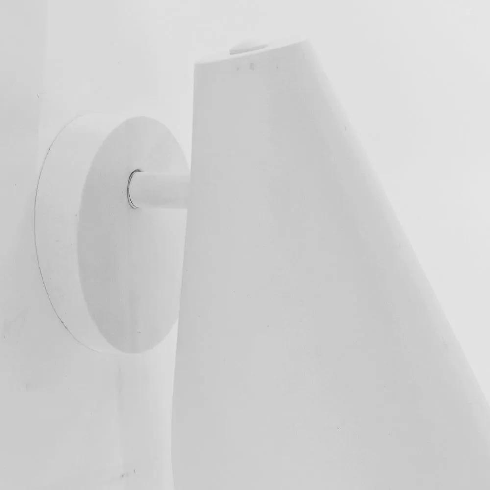 Бяла стенна лампа, височина 16 cm Lisboa - SULION