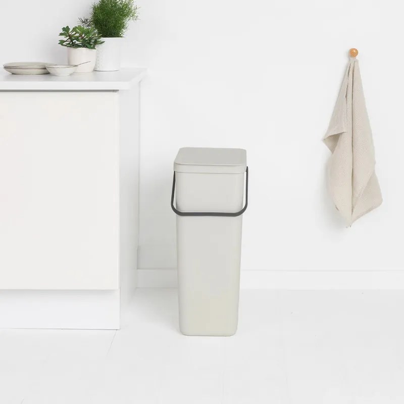 Кош за разделно събиране на боклук Brabantia Sort&Go 1005554, 40 л, Дръжка, Възможност за стенен монтаж, Светлосив