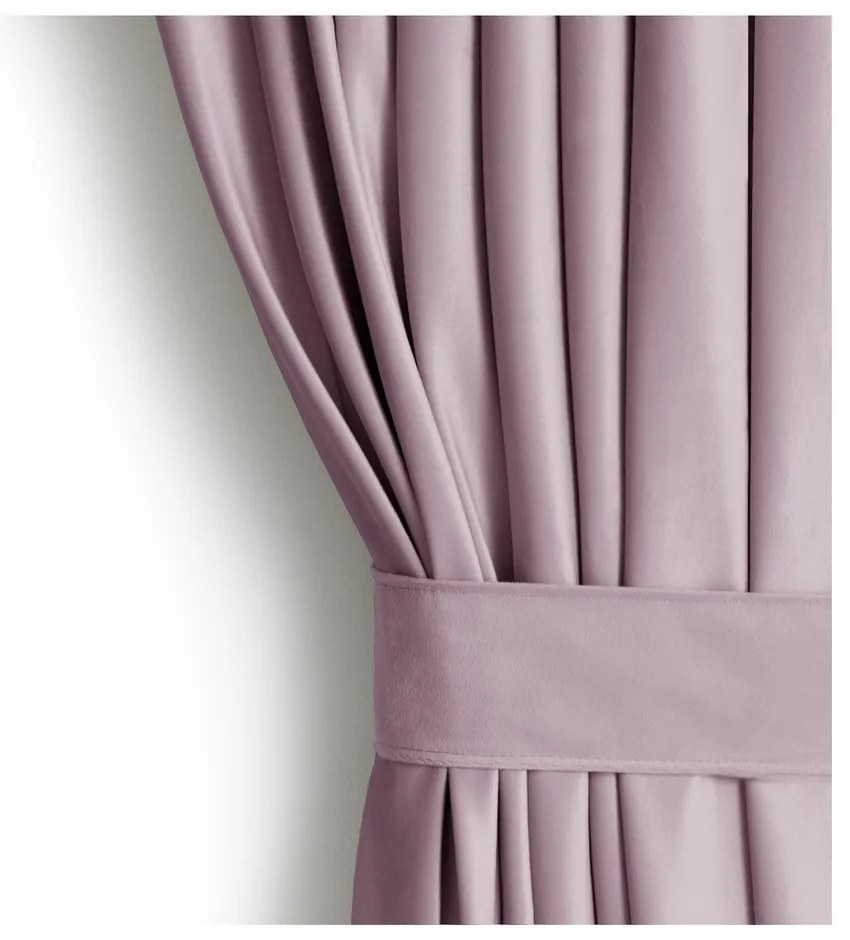 Светлорозово затъмняващо перде 140x270 cm Eyelets – Restilo