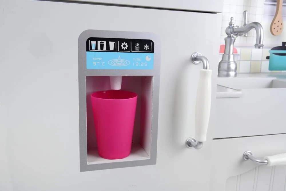 Дървена детска кухня с LED осветление, аксесоари и звукови ефекти