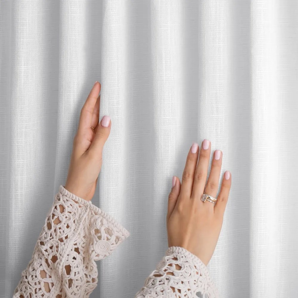 Бяло перде 140x270 cm Valeta – Restilo