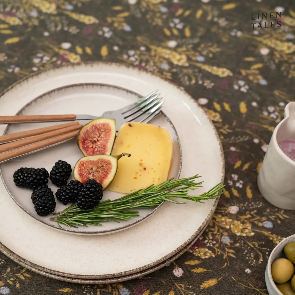 Ленена покривка за маса 140x140 cm Woodland – Linen Tales