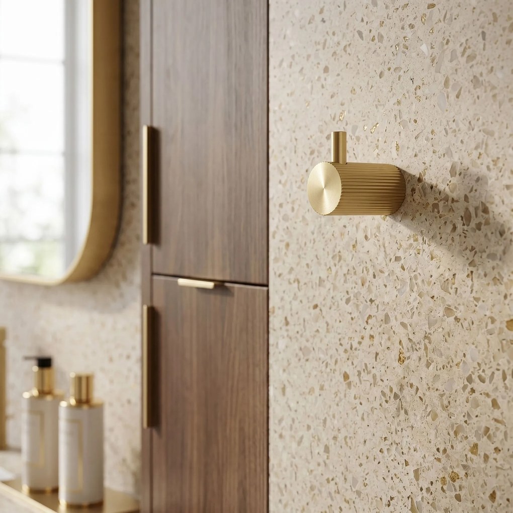 Закачалка за баня 64104 SOLO Brush Gold