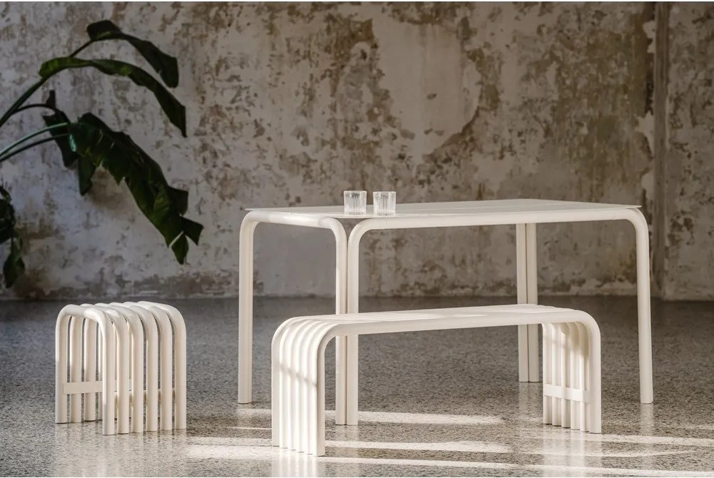 Бежов градински стол метален Nokk – noo.ma