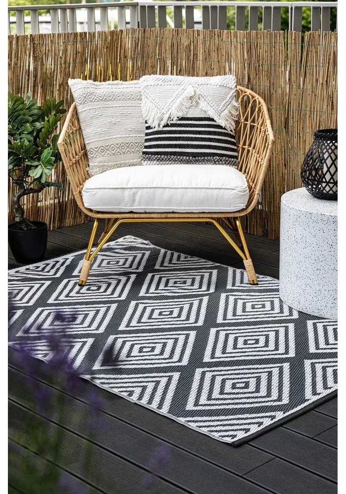 Възглавница за открито от рециклирана пластмаса Hobart, 45 x 45 cm - Green Decore