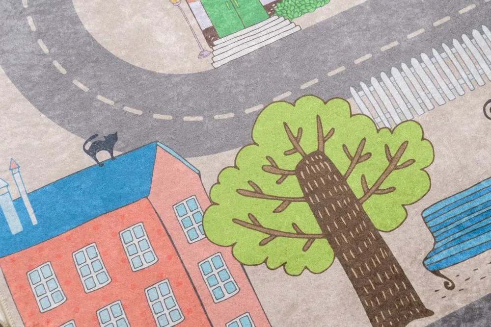 Детски килим с мотив на оживен град Ширина: 140 см | Дължина: 200 см