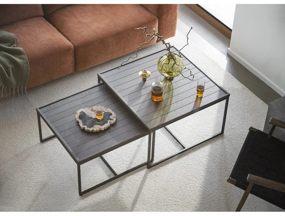 Тъмнокафява масичка за кафе с дъбова дървена плоскост ø 70 cm Deerfield – Rowico