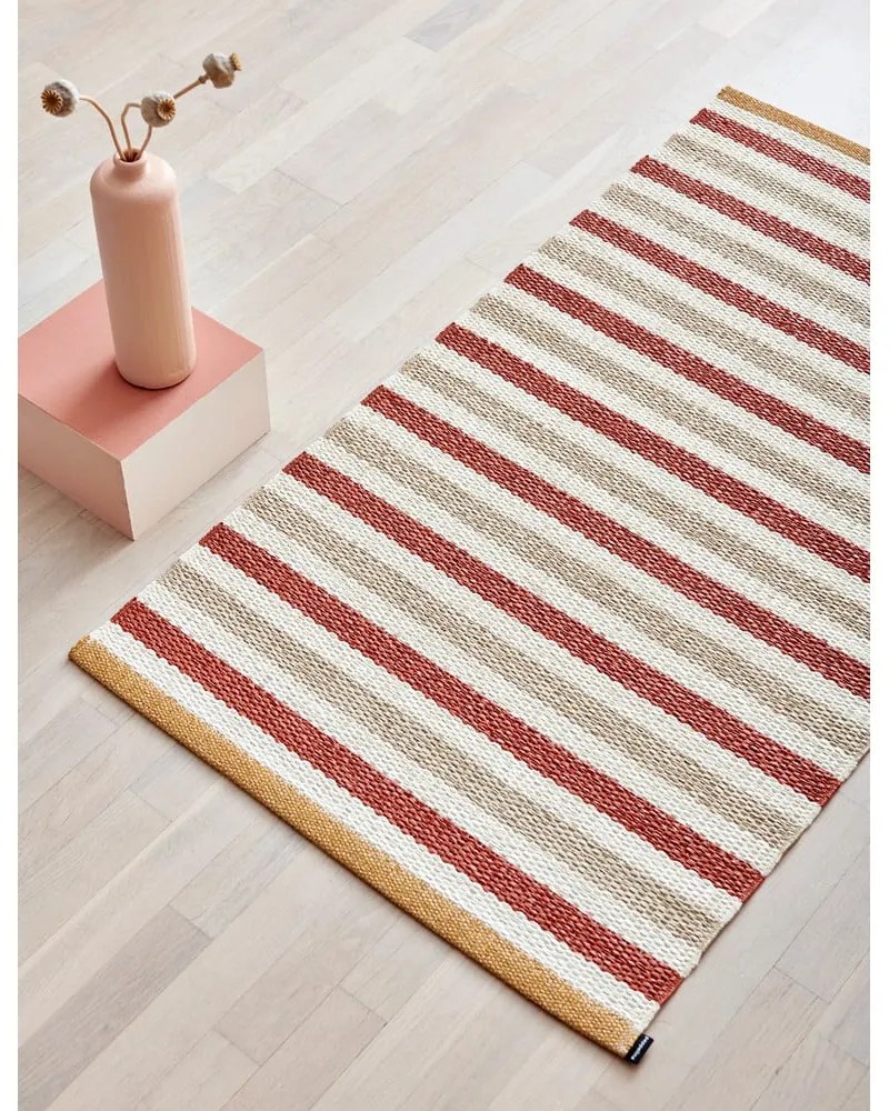 Килим за открито и закрито в тухлен и кремав цвят 180x260 cm Teo Brick – Pappelina