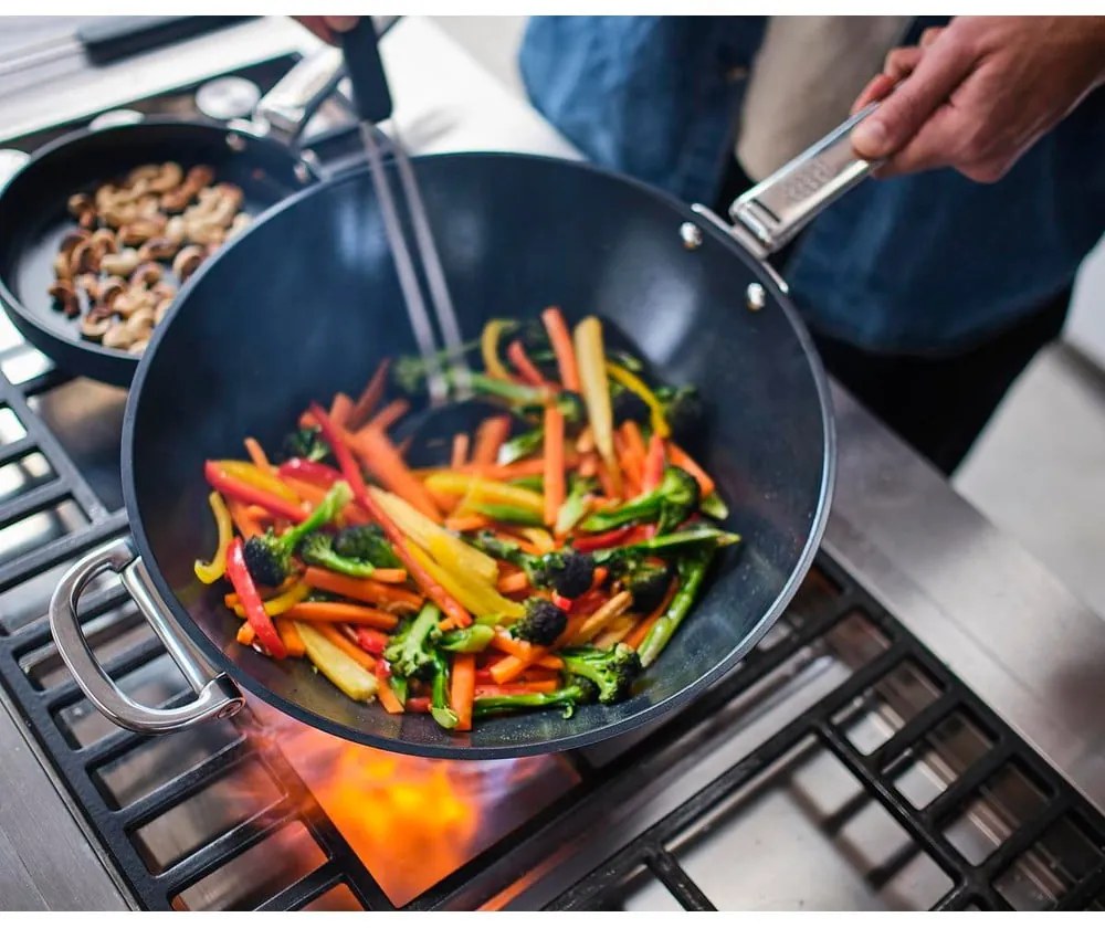 Уок тиган с керамично покритие ø 32 cm Space – Joseph Joseph