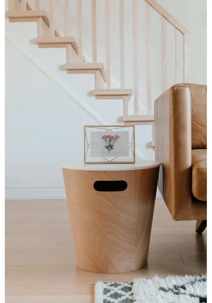 Метална стойка/рамка за стена в златист цвят 18x23 cm Prisma - Umbra