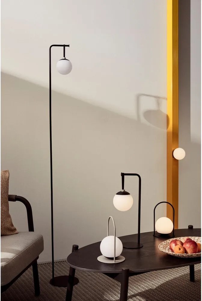 LED стоящо затъмняващо се външно осветително тяло с USB ø 25 cm Balmony – Bizzotto