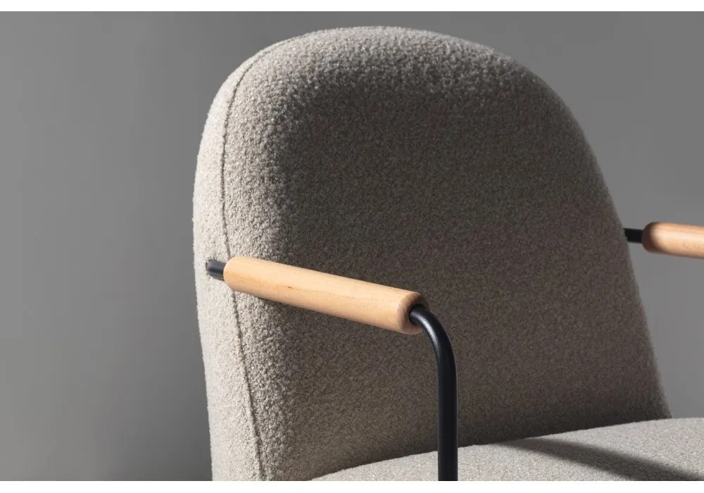 Бежово кресло Regi – MOME