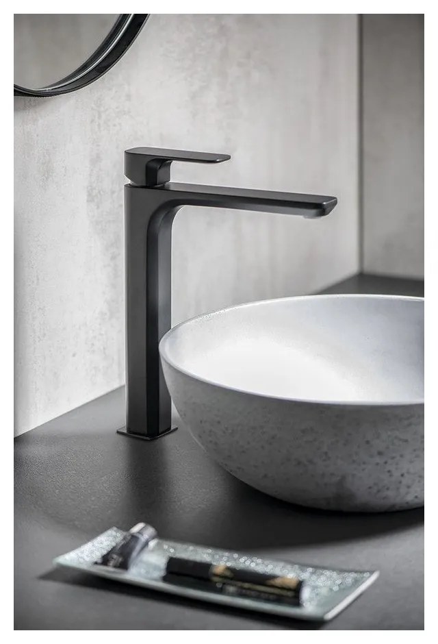 Матово-черна стояща батерия за мивка Spy – Sapho