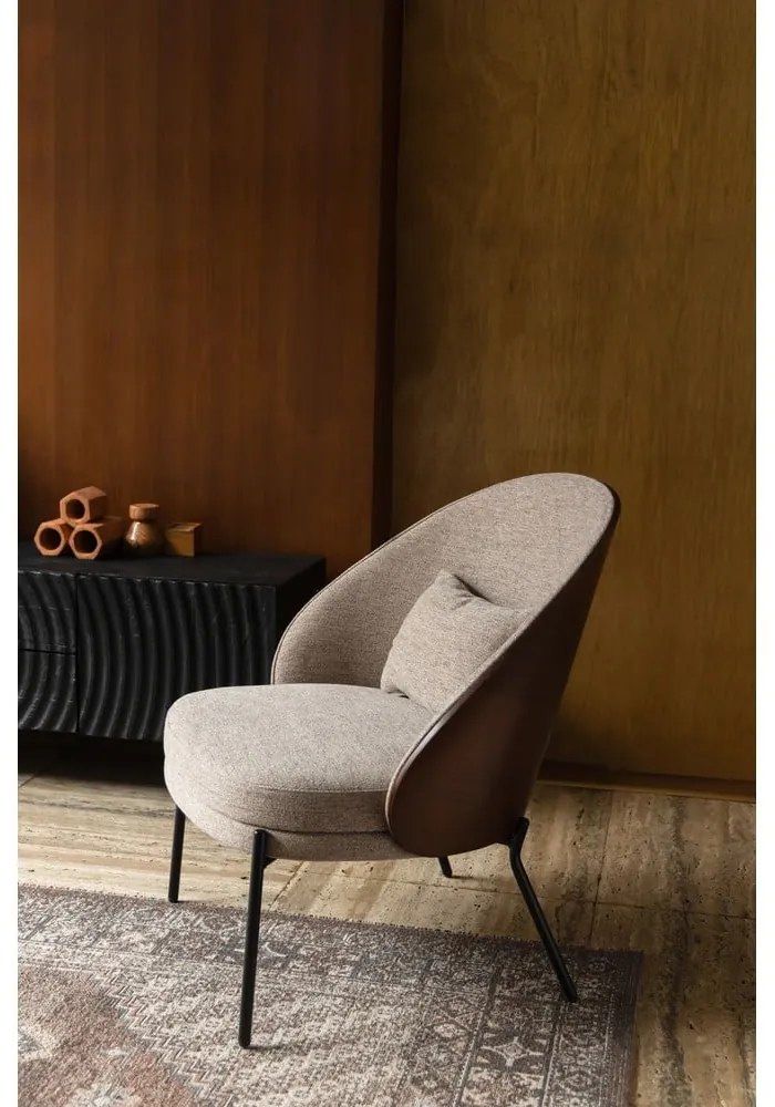 Бежов фотьойл Rodin - Dutchbone