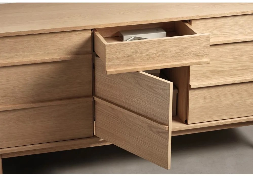 Нисък скрин с дъбов декор в естествен цвят 75x140 cm Ponza - Unique Furniture