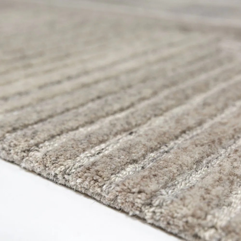 Сиво-бежова ръчно изработена вълнена пътека 80x300 cm Lira – Flair Rugs