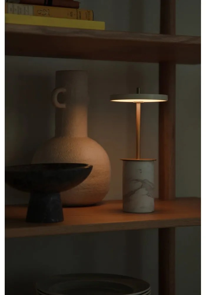 Кремава мраморна LED затъмняваща се настолна лампа с метален абажур (височина 25,5 cm) Asteria Move Mini – UMAGE