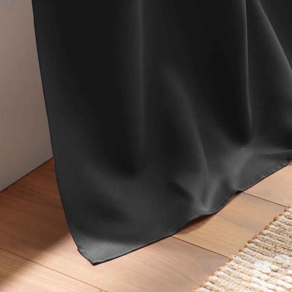 Черна затъмняваща завеса 135x280 cm Occult – douceur d'intérieur