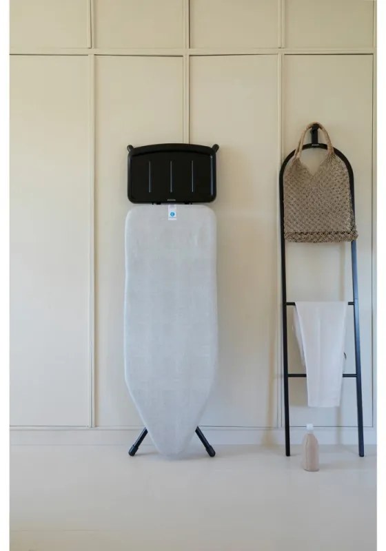 Маса за гладене Brabantia C 1008896, 124x45 см, 7 позиции за регулиране, Поставка за парогенератор, Светлосив