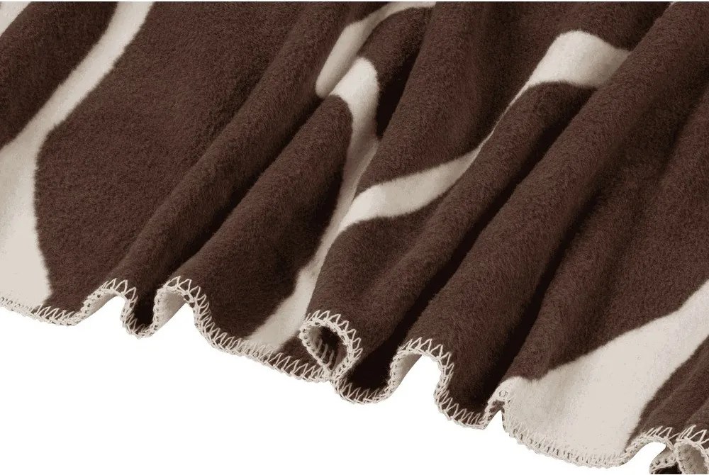 Кафяво/кремаво одеяло 150x200 cm Felu – noo.ma