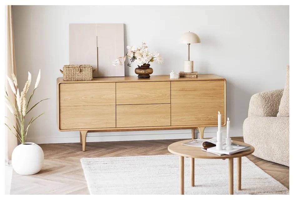 Кръгла масичка за кафе от масивен дъб в естествен цвят ø 70 cm Jena – House Nordic