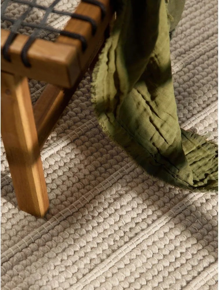 Бежов ръчно изработен вълнен килим 160x230 cm Camden Parker – Ted Baker