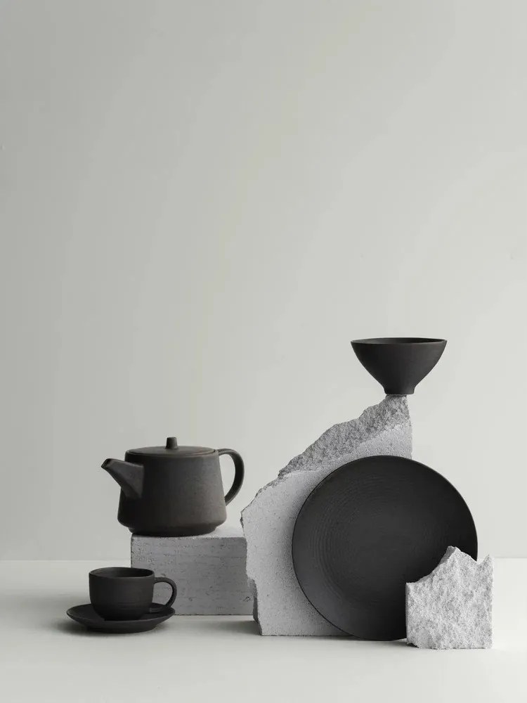 Тъмнокафяв керамичен чайник 1 l Kumi – Blomus