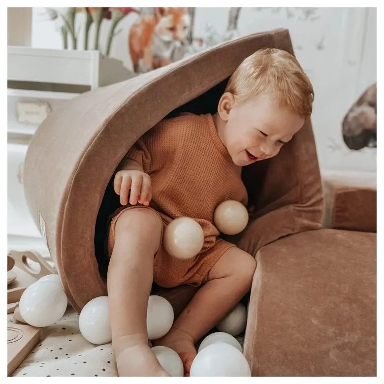 Кафява велурена катерушка от пяна 250x45x30 cm Montessori – Meowbaby