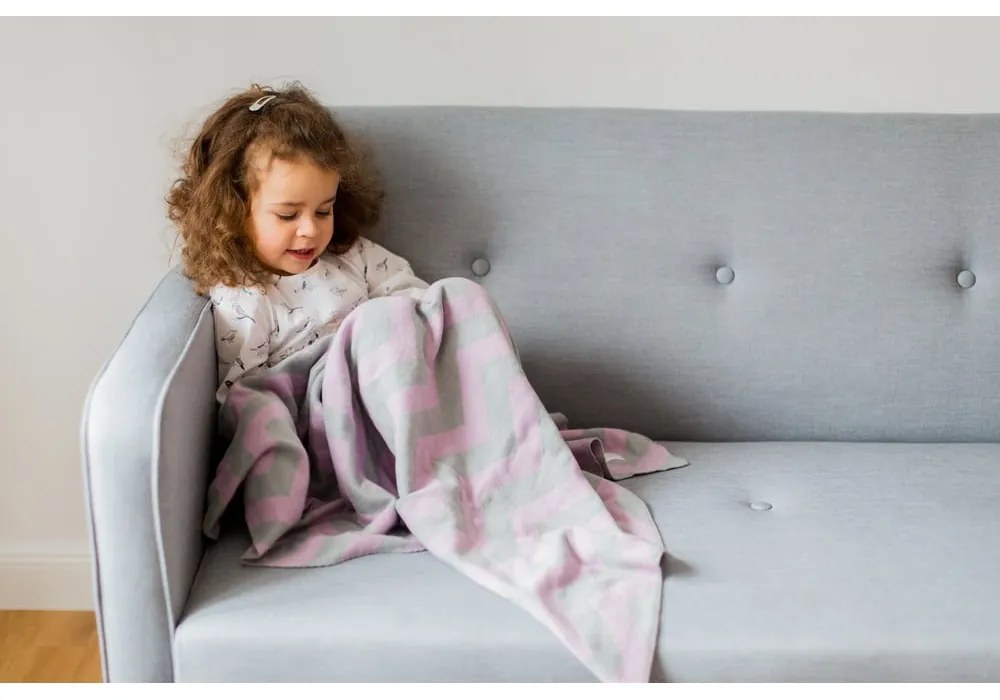 Розово-сиво памучно бебешко одеяло Зигзаг, 80 x 100 cm - Kindsgut