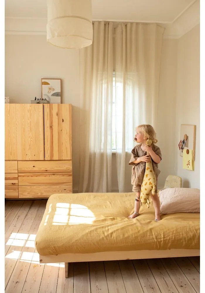Единично легло от масивен бор с включена подматрачна рамка в естествен цвят 90x200 cm Kanso – Karup Design