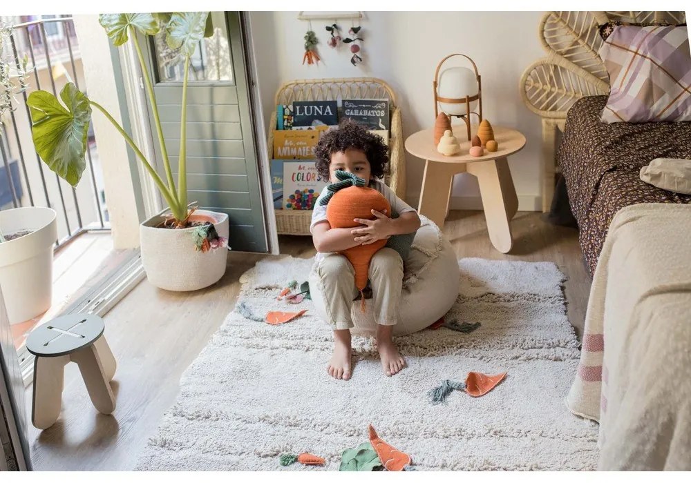 Кремав детски пуф Tic-Tac-Toe – Lorena Canals