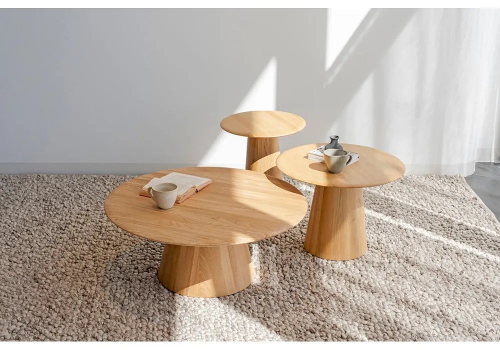 Кръгла масичка за кафе от масивен дъб в естествен цвят ø 80 cm Mushroom – Gazzda