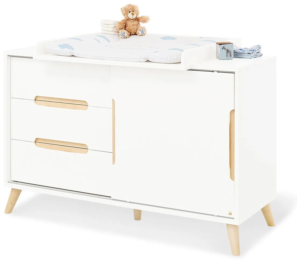 Маса за повиване Move Plus