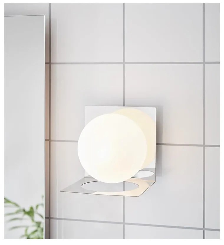 Стенна лампа в сребристо Zenit - Markslöjd