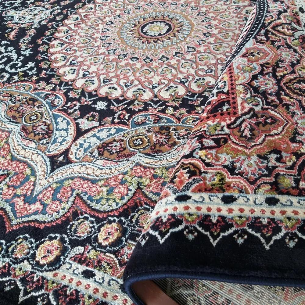 Винтидж килим с перфектен червен модел Ширина: 150 см | Дължина: 230 см