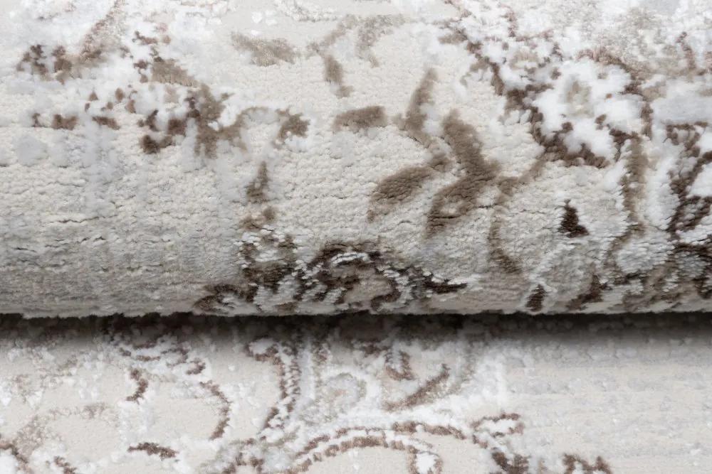 Светъл кремаво-сив килим с винтидж дизайн и шарки Ширина: 80 см | Дължина: 150 см