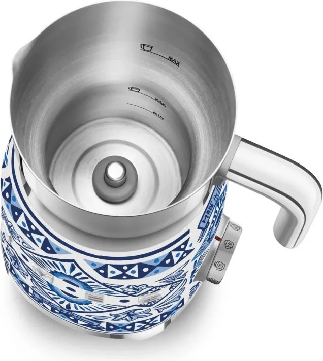 Уред за разпенване на мляко Smeg Dolce & Gabbana MFF01DGBEU, 500 W, 600 мл, Автоматично изключване, Без BPA, Средиземноморско синьо