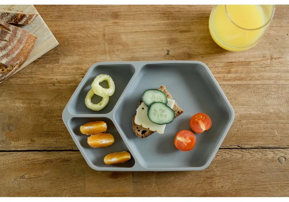 Сива силиконова детска чиния 16x25 cm – Kindsgut