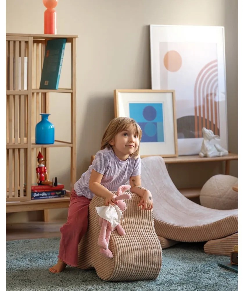 Светлокафяв детски пуф от рипсено кадифе Cloud – Wigiwama